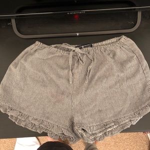 Brandy Melville striped little shorts 🦋